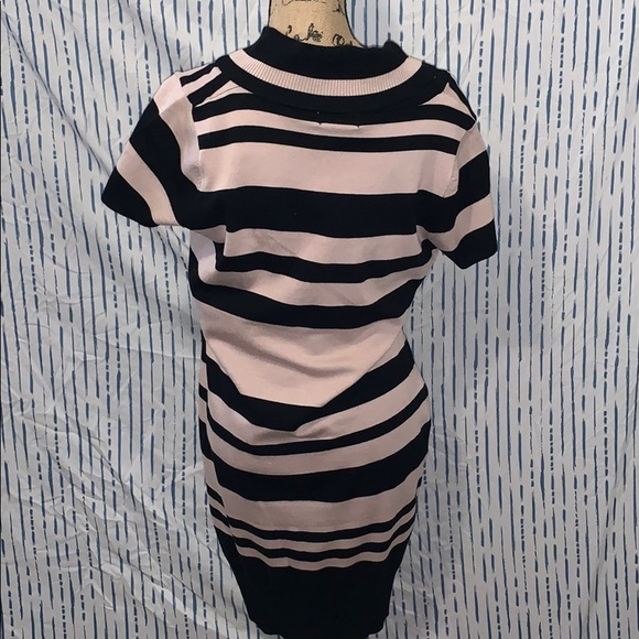 Mini dress - Picture 4 of 5